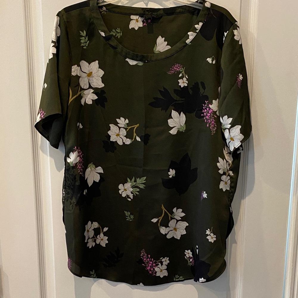 Banana Republic Dark Green Floral Blouse
